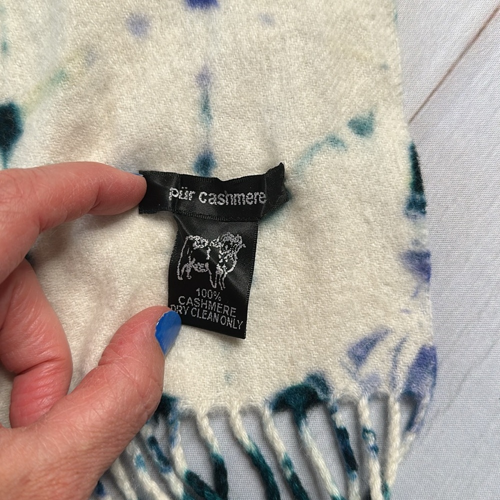 Cashmere scarf hand dyed blue and green - Picture 3 of 13